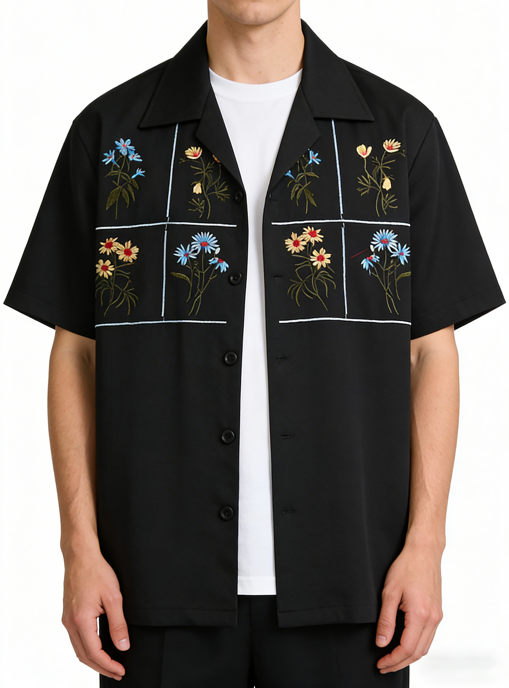 Men's Elegant Embroidery Camp Collar Short Sleeve Shirt