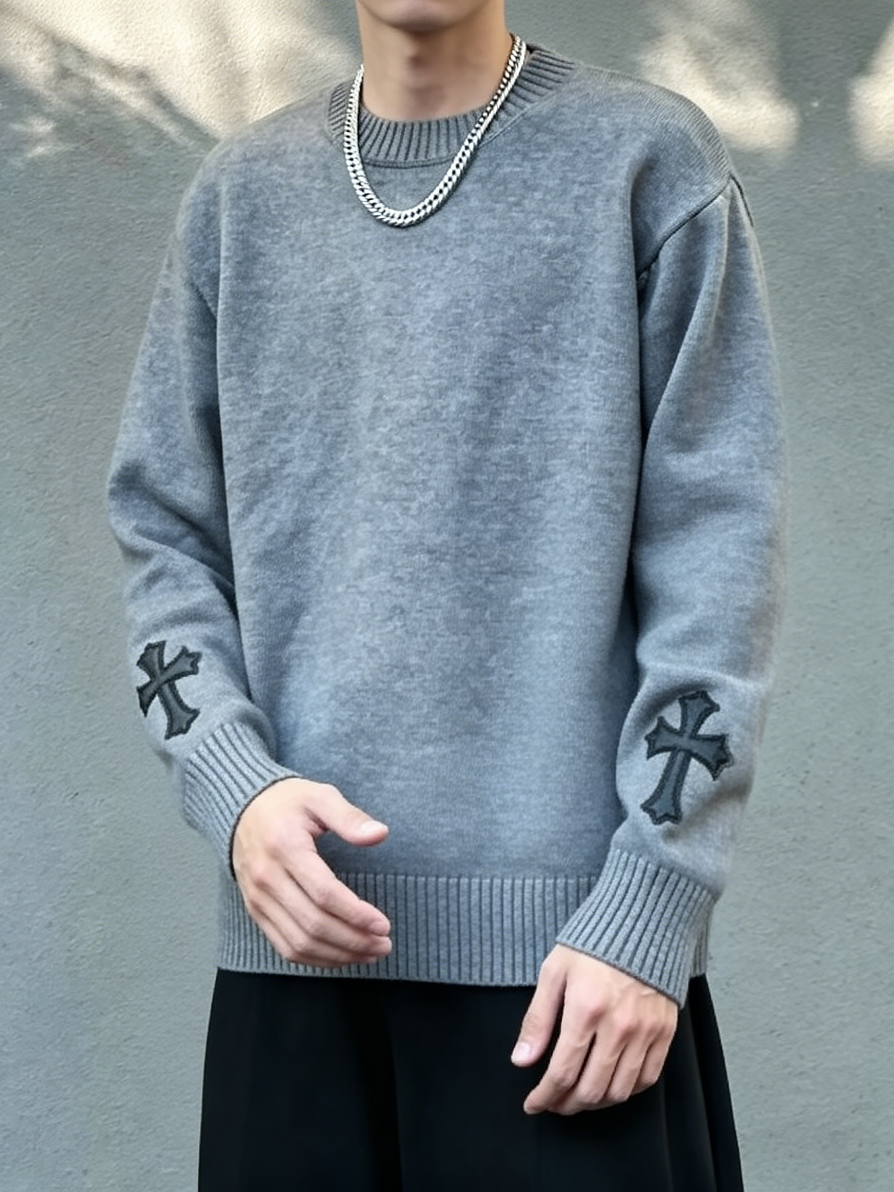 Comfortable and Stylish Crew Neck Pullover Knit Top