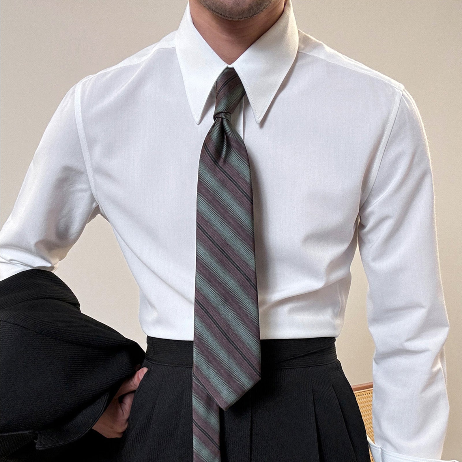 French-Inspired Imperial Collar Dress Shirt for Men – Long-Sleeve Anti-Wrinkle Elegant Point Collar Shirt