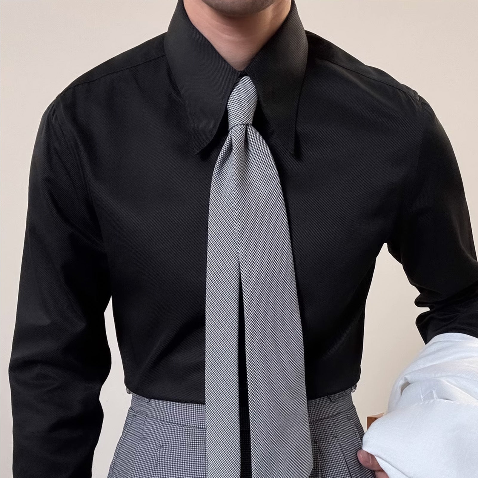 French-Inspired Imperial Collar Dress Shirt for Men – Long-Sleeve Anti-Wrinkle Elegant Point Collar Shirt